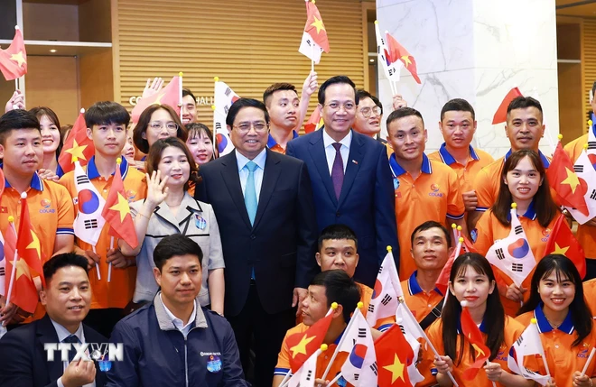 Thủ tướng: Thúc đẩy hợp tác lao động tương xứng với quan hệ Việt Nam-Hàn Quốc ảnh 1
