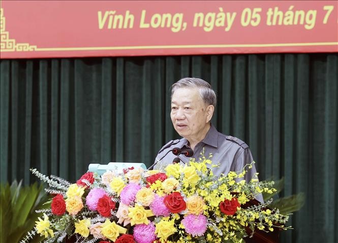 Chủ tịch nước Tô Lâm thăm và làm việc tại Lữ đoàn Công binh 25 ảnh 1