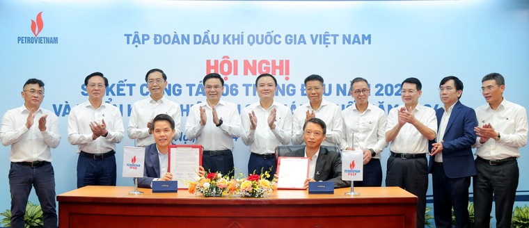 PV GAS và PVEP ký kết Bản ghi nhớ về thỏa thuận cung cấp và tiêu thụ khí mỏ Kỳ Lân, Lô 103&107 ảnh 1