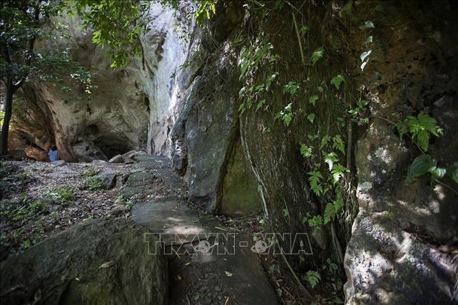 Khám phá giá trị đặc biệt của hai di tích Mái đá làng Vành và hang xóm Trại ảnh 2