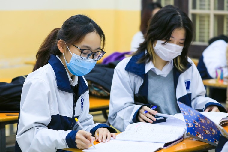 Nhiều nguy cơ dịch bệnh lúc chuyển mùa ảnh 1