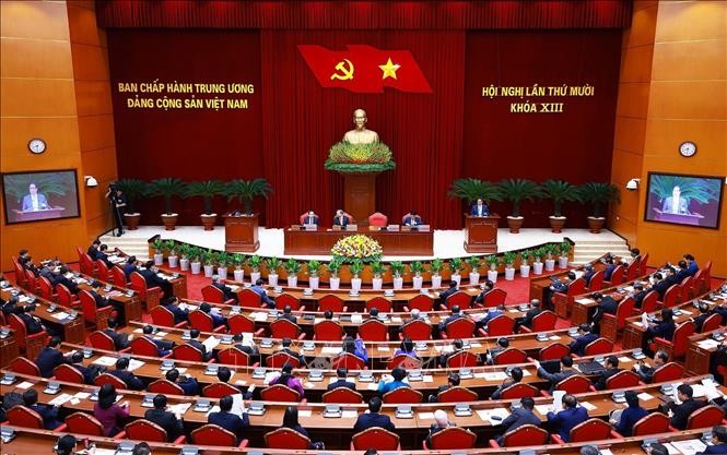 Đổi mới phương thức lãnh đạo của Đảng: Khuyến khích cán bộ quản lý năng động, sáng tạo ảnh 1