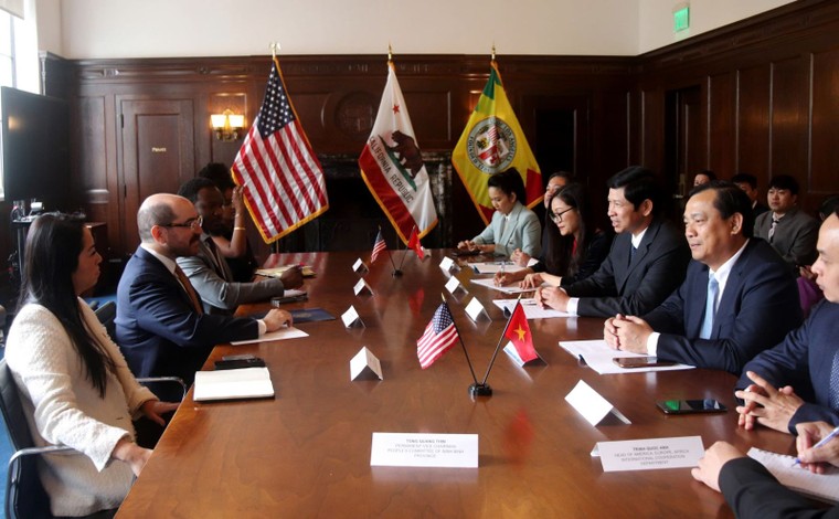 Việt Nam kết nối phát triển du lịch điện ảnh với TP Los Angeles (Hoa Kỳ) ảnh 1