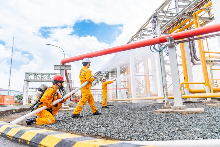 Công ty Khí Cà Mau triển khai các chương trình đảm bảo an ninh, an toàn công trình khí ảnh 3