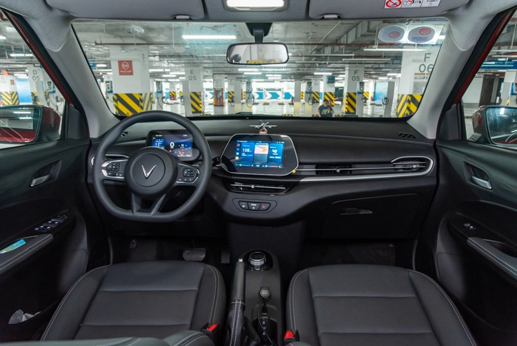 Trải nghiệm của chủ xe VinFast VF 5 Plus: “Càng lái càng thấy hay, nhiều công nghệ an toàn, chi phí nuôi quá rẻ” ảnh 4