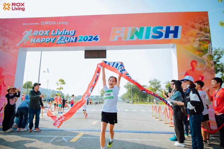 ROX Living Happy Run 2024 - Giải chạy gắn kết cộng đồng xứ Nghệ ảnh 3