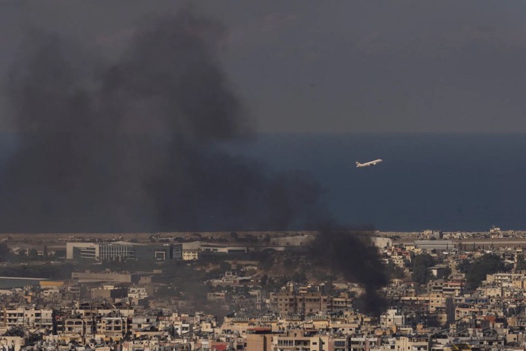 Các hãng hàng không xoay sở ra sao giữa làn không kích dữ dội ở Trung Đông? ảnh 1