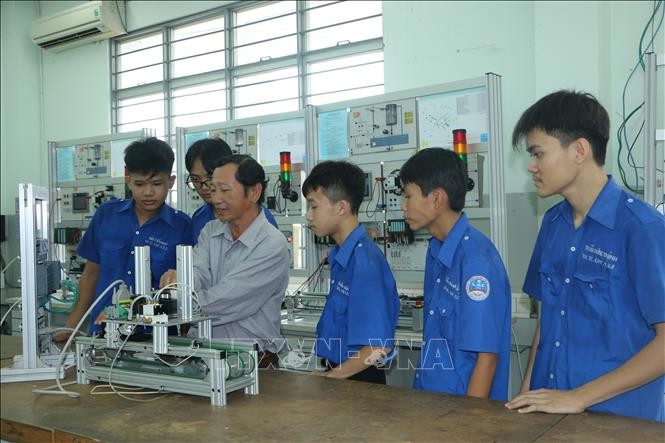 Tăng gắn kết với doanh nghiệp, nâng hiệu quả đào tạo nghề ảnh 1