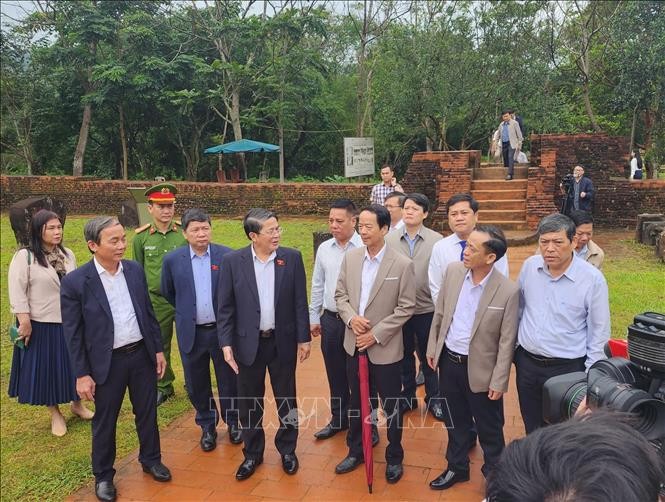 Tháo gỡ khó khăn, vướng mắc để bảo tồn, phát huy bền vững giá trị di sản Mỹ Sơn ảnh 1