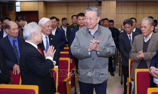 Tổng Bí thư Tô Lâm tiếp xúc cử tri Hà Nội sau Kỳ họp thứ 8, Quốc hội khóa XV ảnh 1