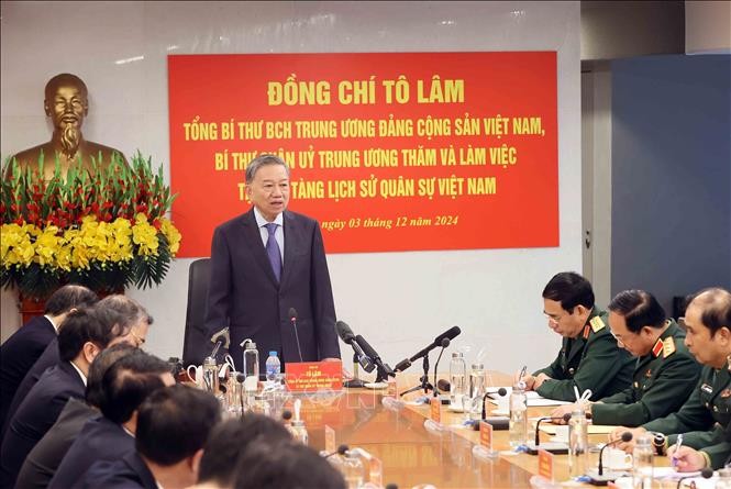 Tổng Bí thư Tô Lâm thăm và làm việc tại Bảo tàng Lịch sử Quân sự Việt Nam ảnh 10