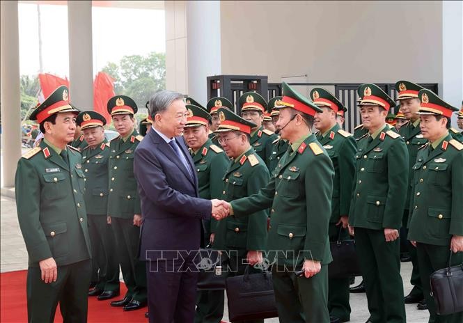 Tổng Bí thư Tô Lâm thăm và làm việc tại Bảo tàng Lịch sử Quân sự Việt Nam ảnh 1