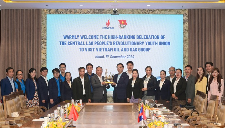 Petrovietnam đón Đoàn đại biểu Trung ương Đoàn Thanh niên Nhân dân Cách mạng Lào đến thăm và làm việc ảnh 8