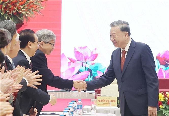 Tổng Bí thư Tô Lâm gặp mặt đại biểu trí thức, nhà khoa học ảnh 1