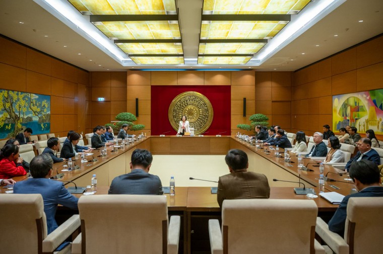 Công bố nghị quyết về kết thúc hoạt động của Viện Nghiên cứu lập pháp và Truyền hình Quốc hội Việt Nam ảnh 1