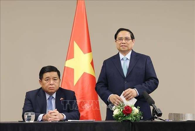 Thủ tướng làm việc với Mạng lưới đổi mới sáng tạo Việt Nam tại châu Âu ảnh 1