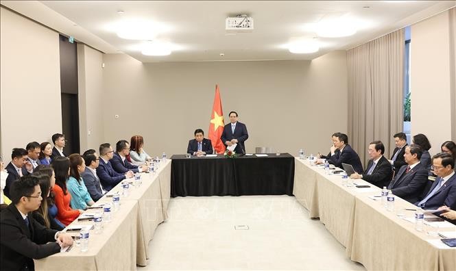 Thủ tướng làm việc với Mạng lưới đổi mới sáng tạo Việt Nam tại châu Âu ảnh 3