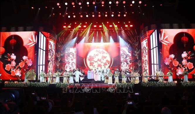 Chủ tịch nước Lương Cường: Sức mạnh đại đoàn kết dân tộc là tiền đề mang đến mọi thắng lợi của dân tộc ảnh 8