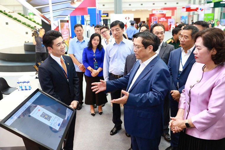 Năm bản lề triển khai chiến lược chuyển đổi, lãi trước thuế SHB tăng 25% đạt 11.543 tỷ đồng, vượt kế hoạch năm ảnh 2