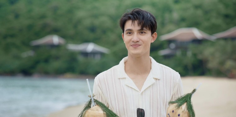 Cận cảnh căn villa giá 100 triệu/đêm gây xôn xao trong “Yêu nhầm bạn thân” ảnh 1