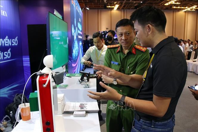 Hướng tới chuyển đổi số trong xây dựng phong trào Toàn dân bảo vệ an ninh Tổ quốc ảnh 1