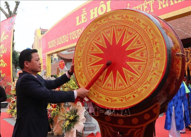 Lễ hội Kinh Dương Vương - tiếp nối truyền thống con Lạc, cháu Hồng ảnh 1