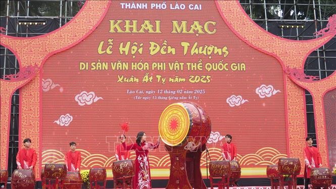 Những lễ hội làm phong phú đời sống tinh thần của nhân dân ảnh 1