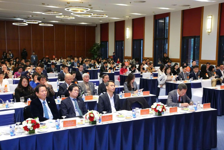 Diễn đàn Bất động sản Mùa Xuân lần V - Lễ Vinh danh thương hiệu Bất động sản dẫn đầu 2024 - 2025 ảnh 2