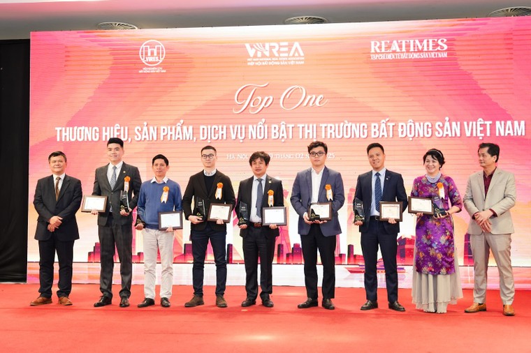 Meey Group tiếp tục khẳng định vị thế khi chinh phục “Top One thương hiệu dẫn đầu ngành proptech năm 2024” ảnh 3