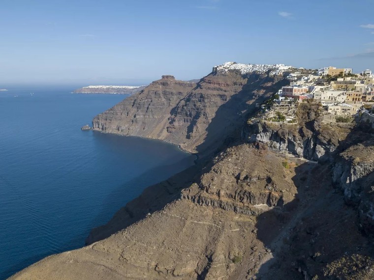 Những ngọn núi lửa có thể hủy diệt châu Âu: Khi nào "sát thủ của nhân loại" thức giấc? ảnh 2