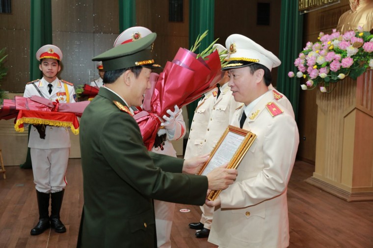 Tổ chức trọng thể lễ ra mắt Trung tâm Dữ liệu quốc gia ảnh 2