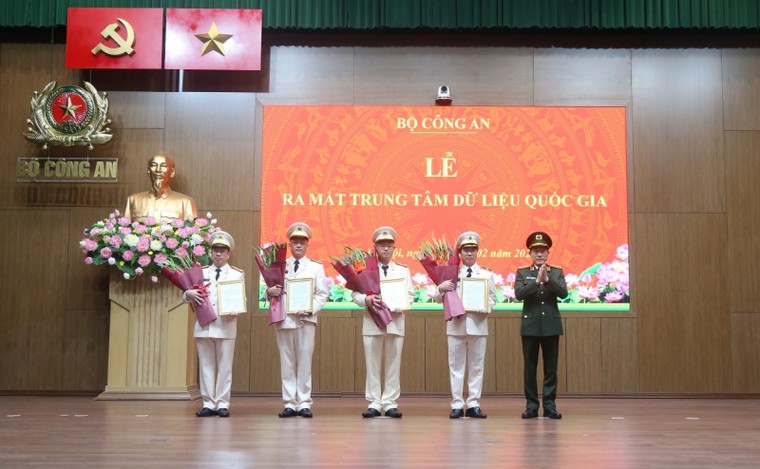 Tổ chức trọng thể lễ ra mắt Trung tâm Dữ liệu quốc gia ảnh 3