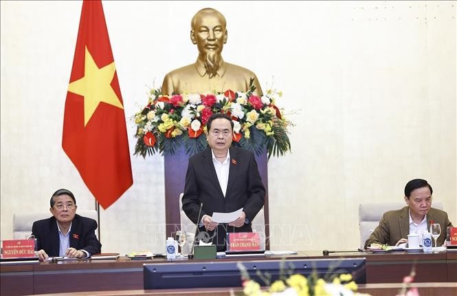 Ban Thường vụ Đảng ủy Quốc hội họp về rà soát, sửa đổi Hiến pháp ảnh 3