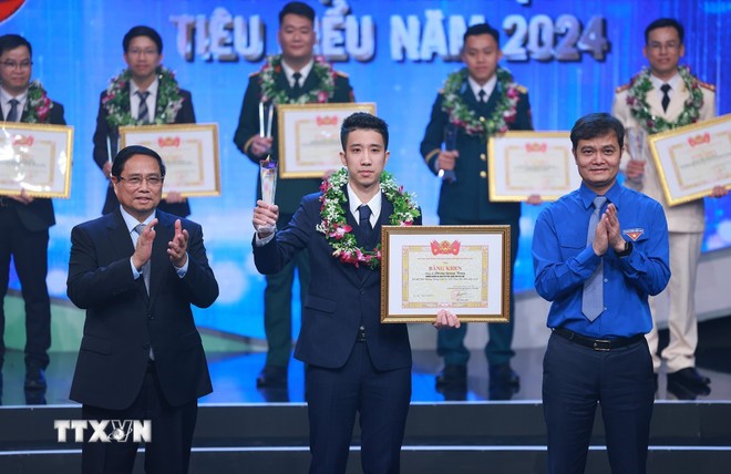 Thanh niên thực hiện “3 tiên phong, 6 trọng tâm” cùng đất nước vào kỷ nguyên mới ảnh 4