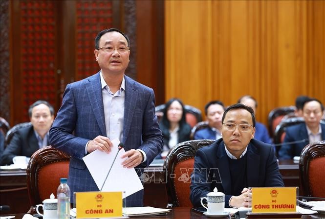 Tháo gỡ khó khăn vướng mắc cho các dự án, đưa nguồn lực vào phục vụ phát triển ảnh 4