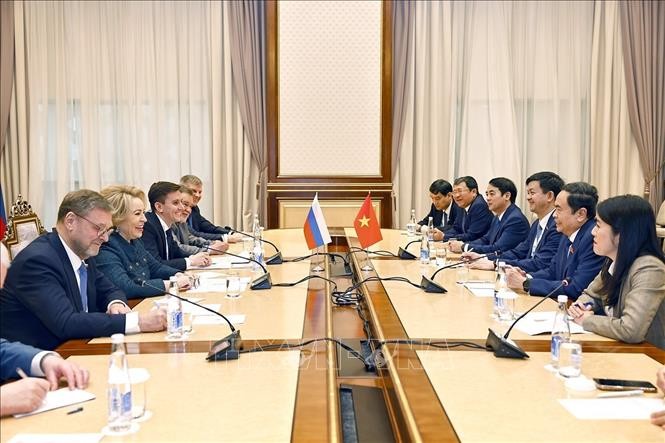 Chủ tịch Quốc hội Trần Thanh Mẫn gặp Chủ tịch Hội đồng Liên bang Nga và Chủ tịch Hạ viện Ấn Độ ảnh 2