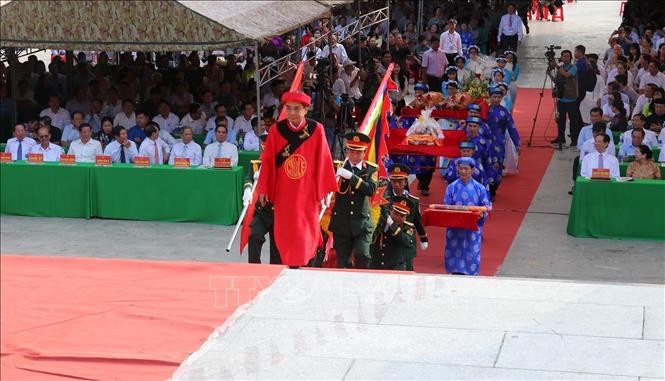 Nhiều địa phương dâng hương tưởng nhớ công ơn các bậc tiền nhân ảnh 1