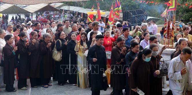 Nhiều địa phương dâng hương tưởng nhớ công ơn các bậc tiền nhân ảnh 2