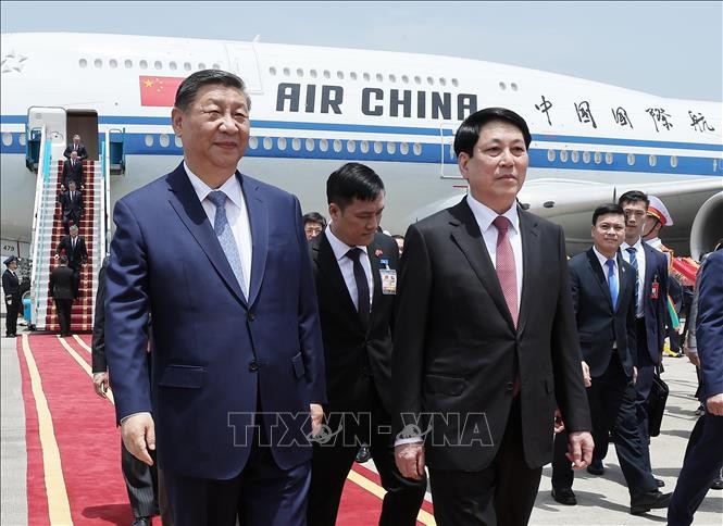 Tổng Bí thư, Chủ tịch nước Trung Quốc Tập Cận Bình đến Hà Nội, bắt đầu chuyến thăm cấp Nhà nước tới Việt Nam ảnh 2