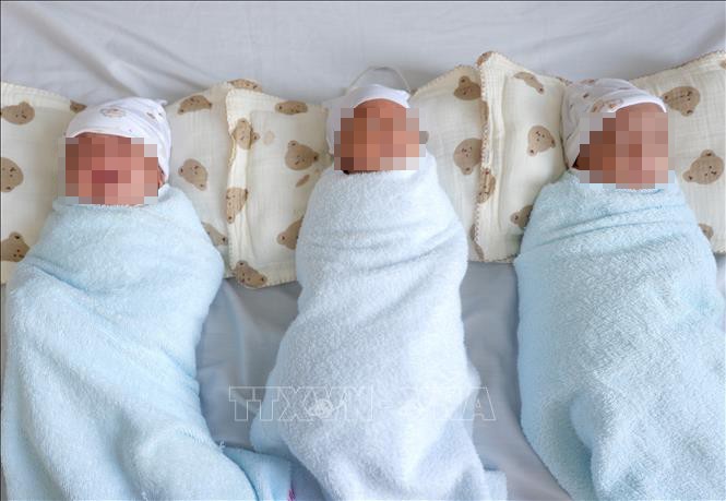 Cấp cứu và nuôi dưỡng thành công ca tam thai sinh non ảnh 1