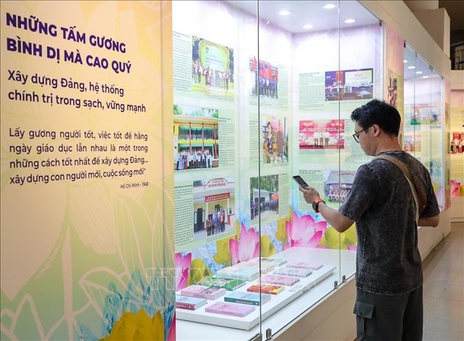 Tỏa sáng những tấm gương bình dị mà cao quý ảnh 4