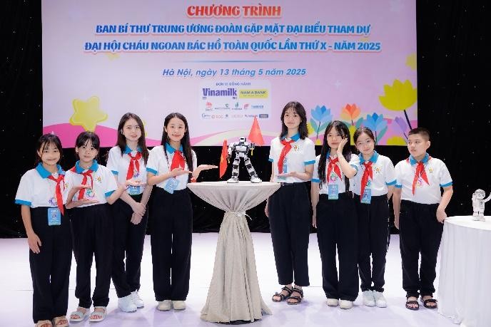 Vinamilk đồng hành cùng thiếu nhi Cháu ngoan Bác Hồ hướng đến kỷ niệm 135 năm ngày sinh nhật Bác ảnh 4