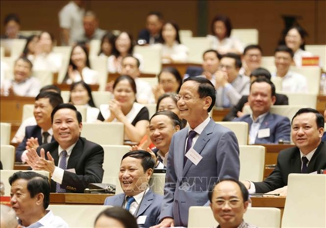 Bốn nghị quyết tạo thế, dựng lực, mở vận hội đất nước ảnh 1