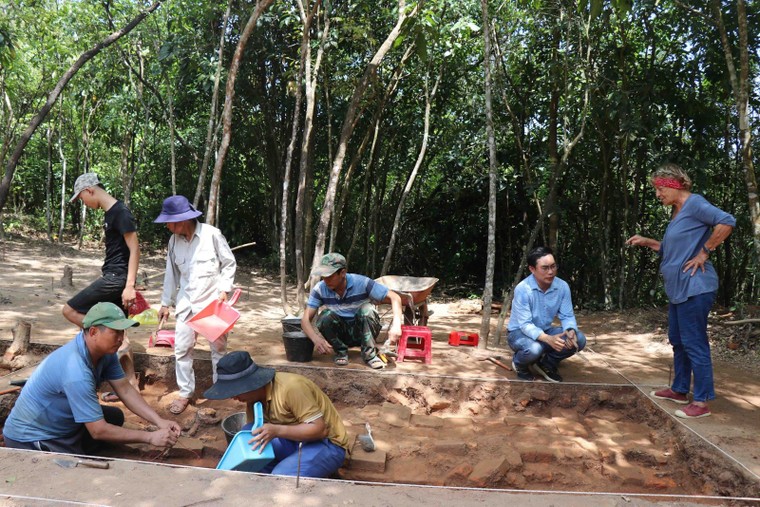 Những phát hiện mới trong quá trình khai quật tại Khu đền tháp Mỹ Sơn ảnh 6