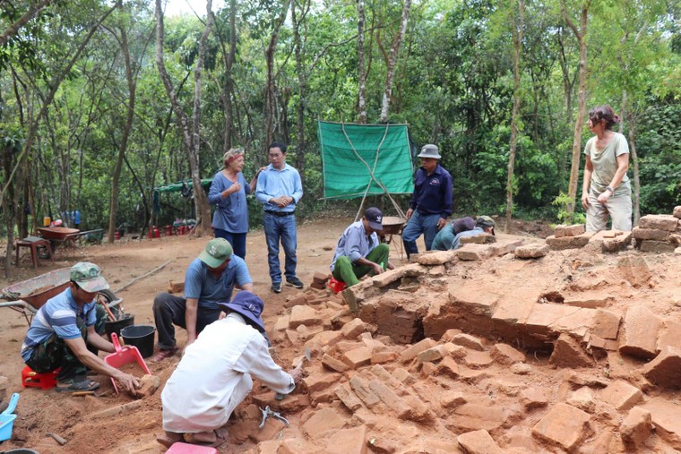 Những phát hiện mới trong quá trình khai quật tại Khu đền tháp Mỹ Sơn ảnh 9