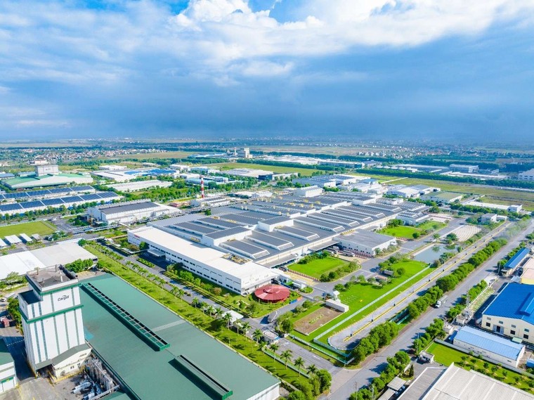 Sáng tạo trong quản trị và CSR, ROX Group được vinh danh tại AREA 2025 ảnh 3