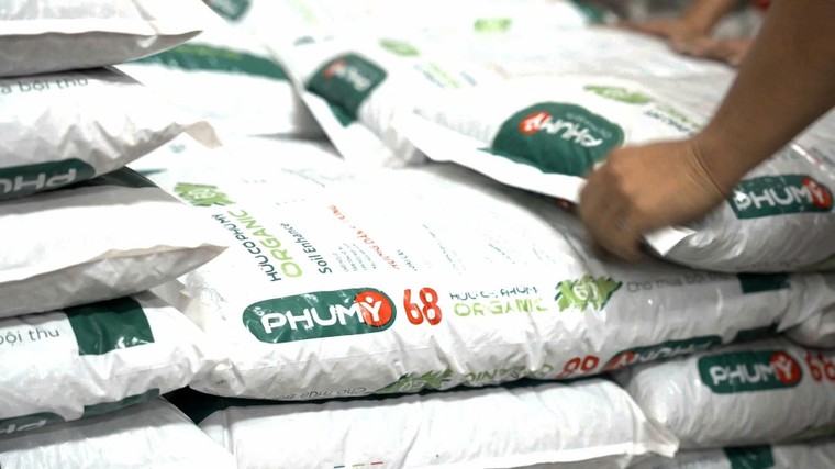 PVFCCo – Phú Mỹ ra mắt Hữu cơ Phú Mỹ Organic, hoàn thiện “Bộ ba vàng” dinh dưỡng cho nông nghiệp bền vững ảnh 2