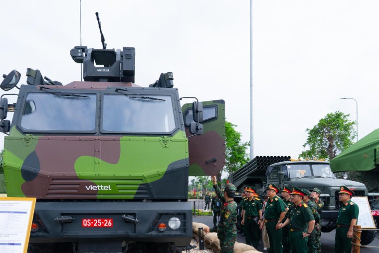Nhiều khí tài công nghệ cao được Viettel trình diễn tại triển lãm lớn nhất từ trước tới nay ảnh 6