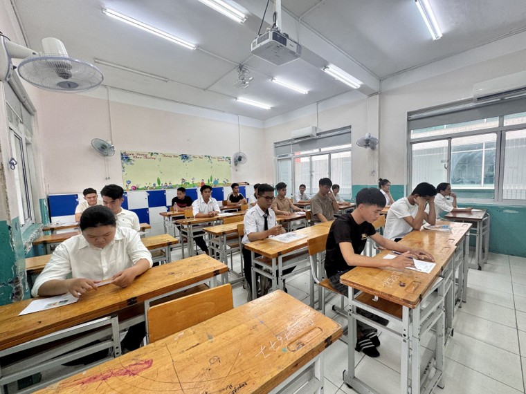 TP Hồ Chí Minh: Không xếp tiết chính khóa vào ngày Thứ Bảy ảnh 1