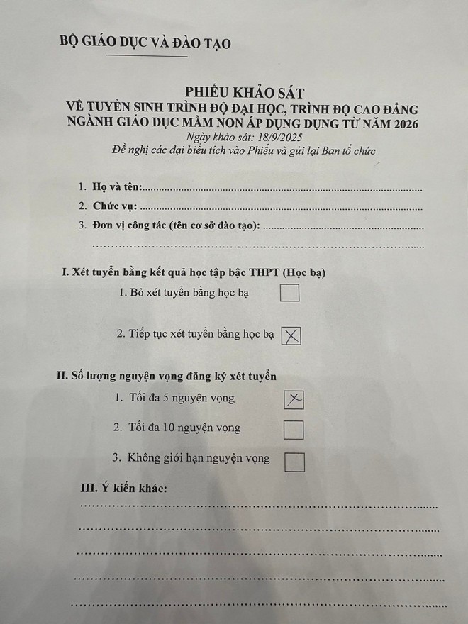Bộ Giáo dục lấy ý kiến bỏ xét tuyển học bạ, giới hạn nguyện vọng đại học ảnh 1